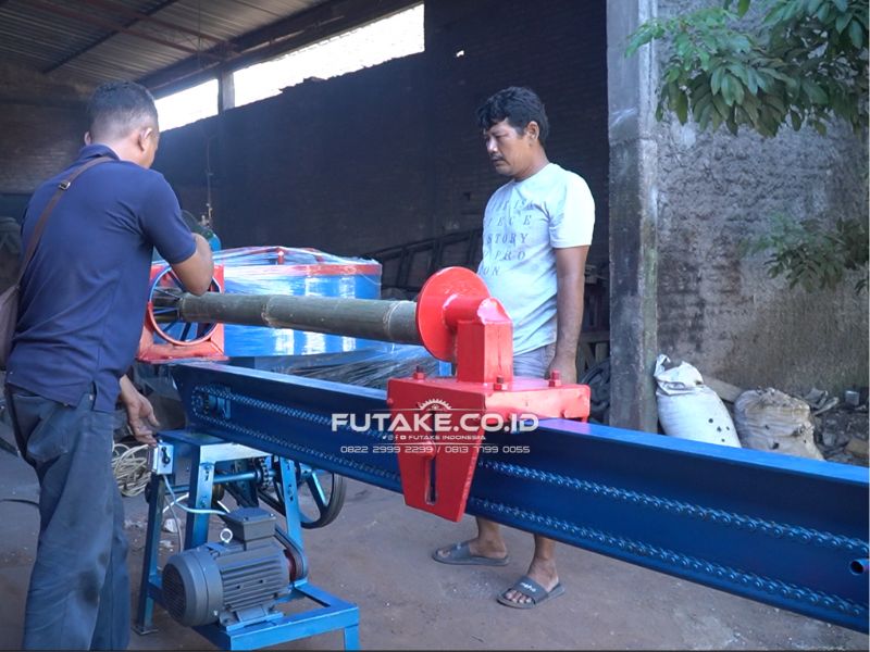 Mesin Pembelah Bambu Otomatis Berkualitas